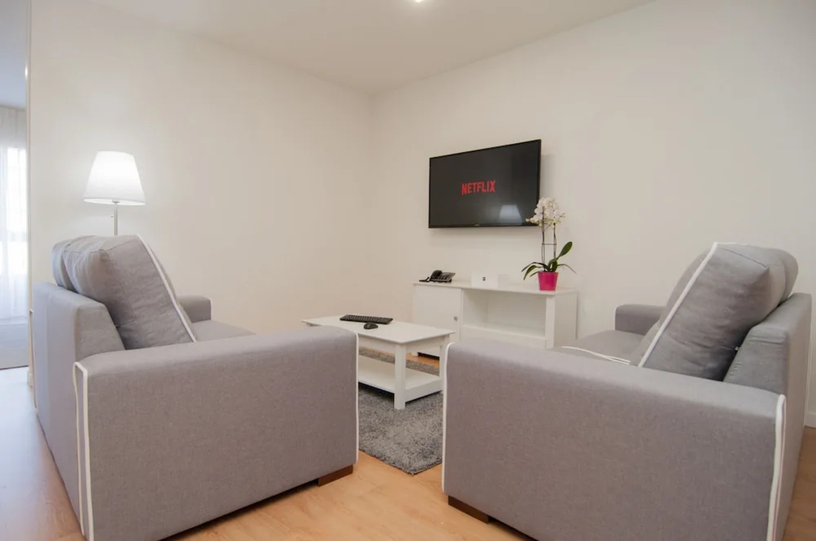 Los Rodeos Apartments