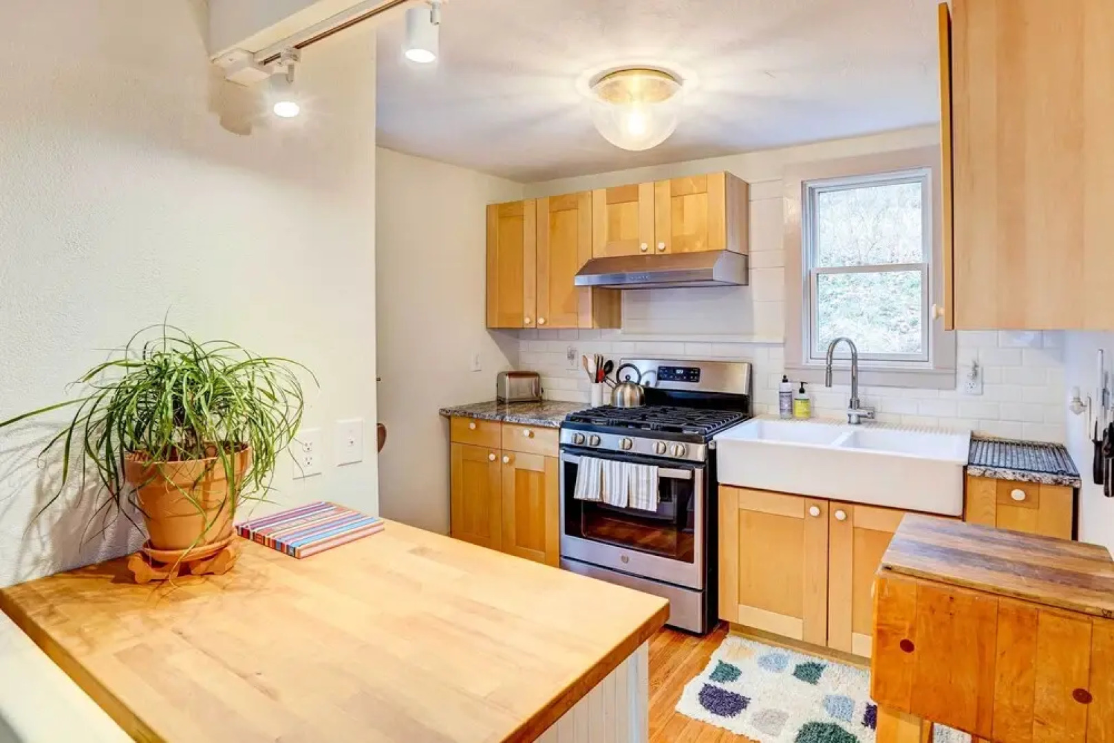 Historic Saugerties Home w/ Deck: River Views!