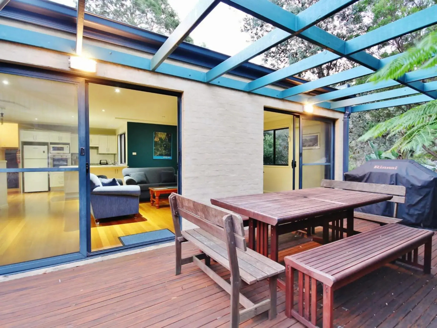 Sand Water at Hyams Beach 4pm Check Out Sundays