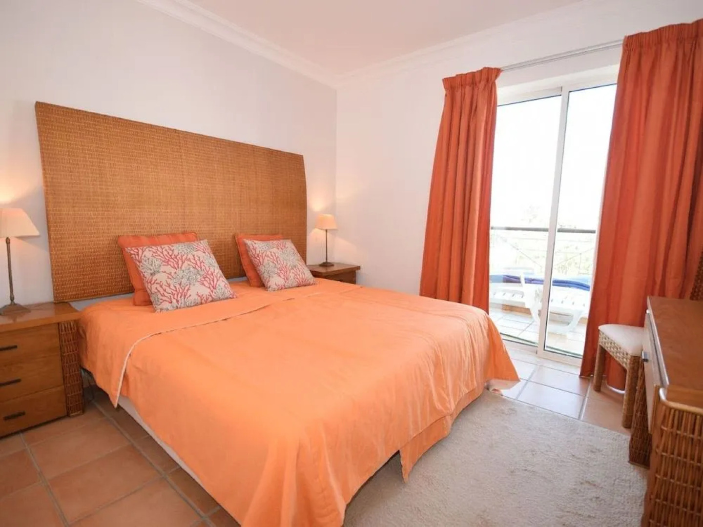 Sunny Balcony Apartment and Pool