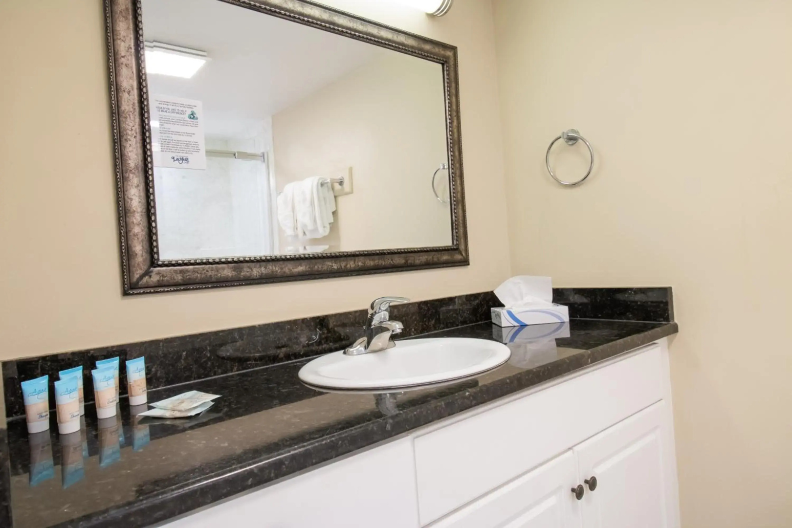 The Oceanfront Litchfield Inn