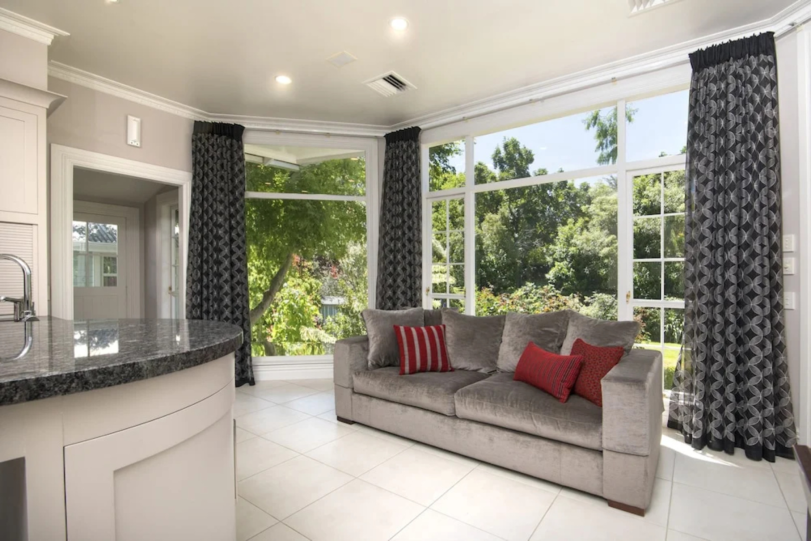 Botanica Bed and Breakfast