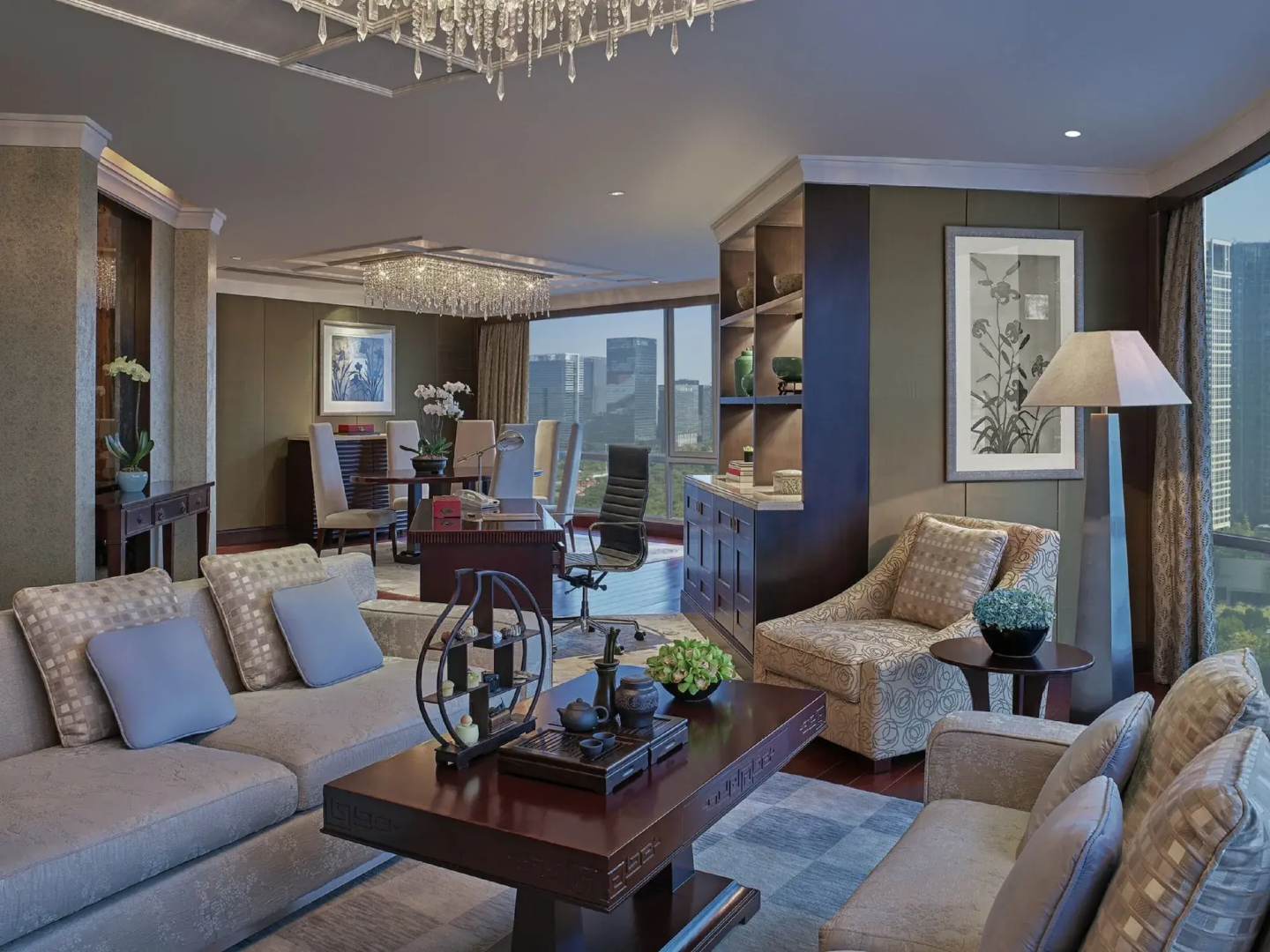 Отель Futian Shangri-La Shenzhen