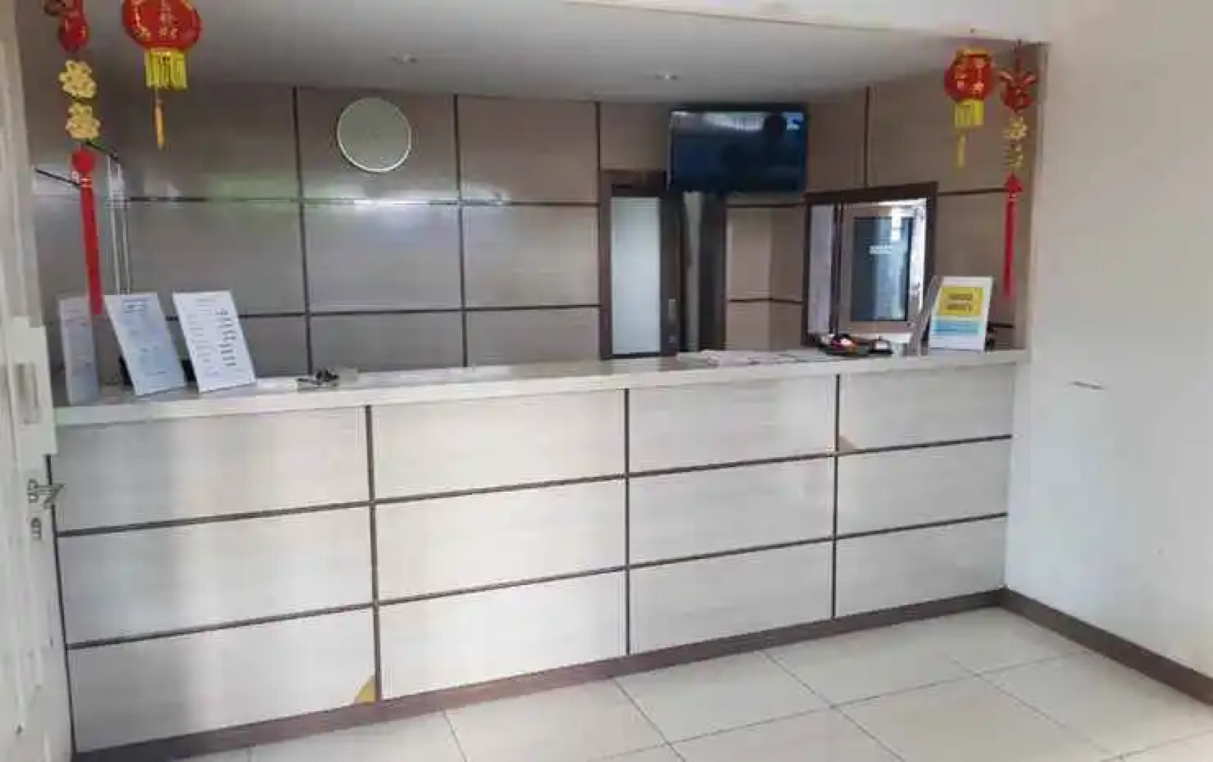 哈科纳玛塔塔度假村(Hakuna Matata Resort)