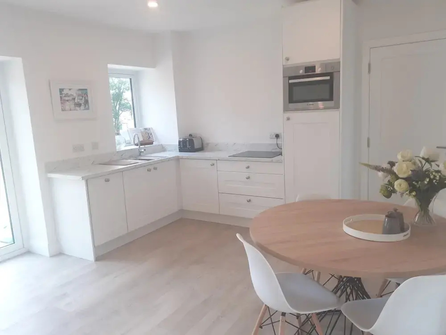 Coastal Apartment With sea Views