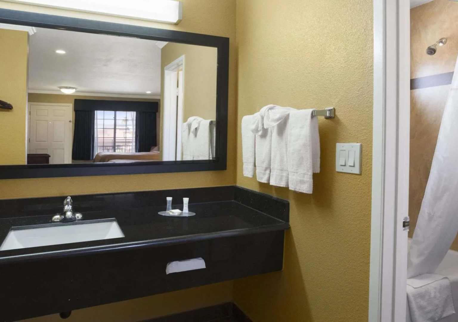 Howard Johnson San Diego State University Area