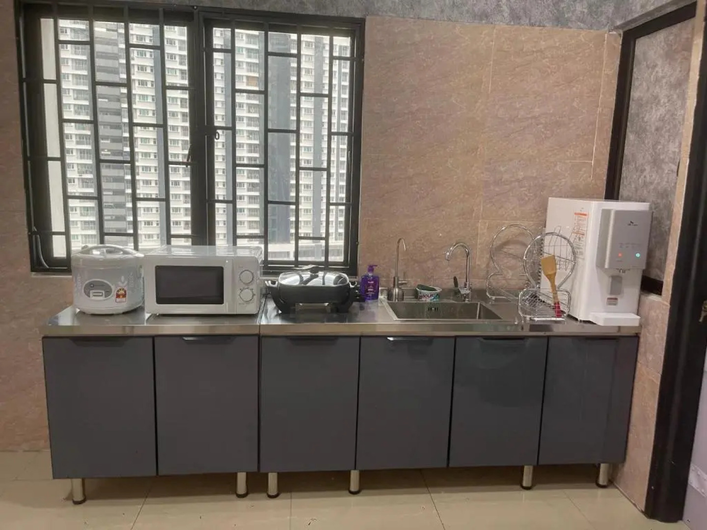 Homestay Aiyu @ Sek22 -Wifi/Netflix/Youtube/Aircon