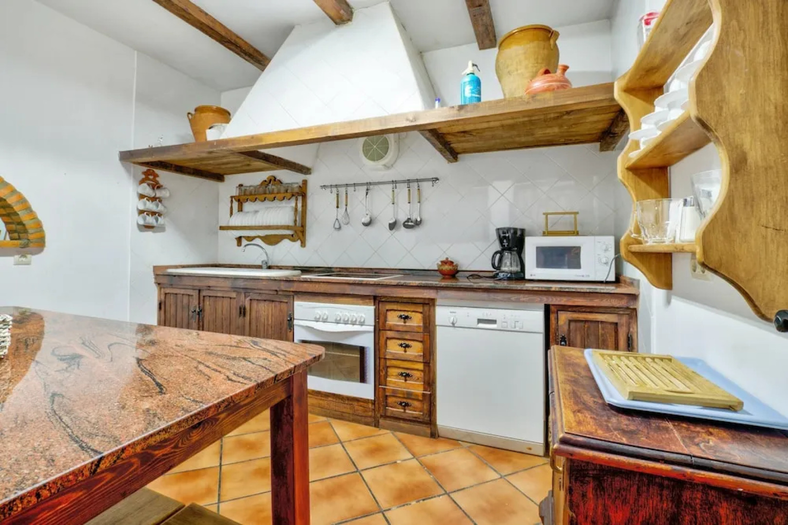 House With 5 Bedrooms in Puebla de Don Rodrigo, With Wonderful Mountain View and Furnished Terrace