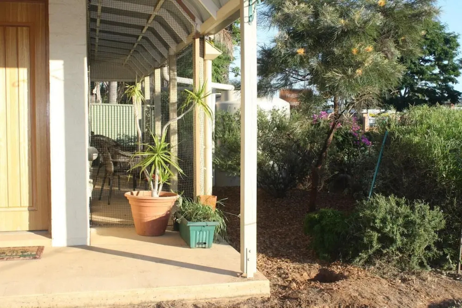 Country Roads Motor Inn Gayndah Qld