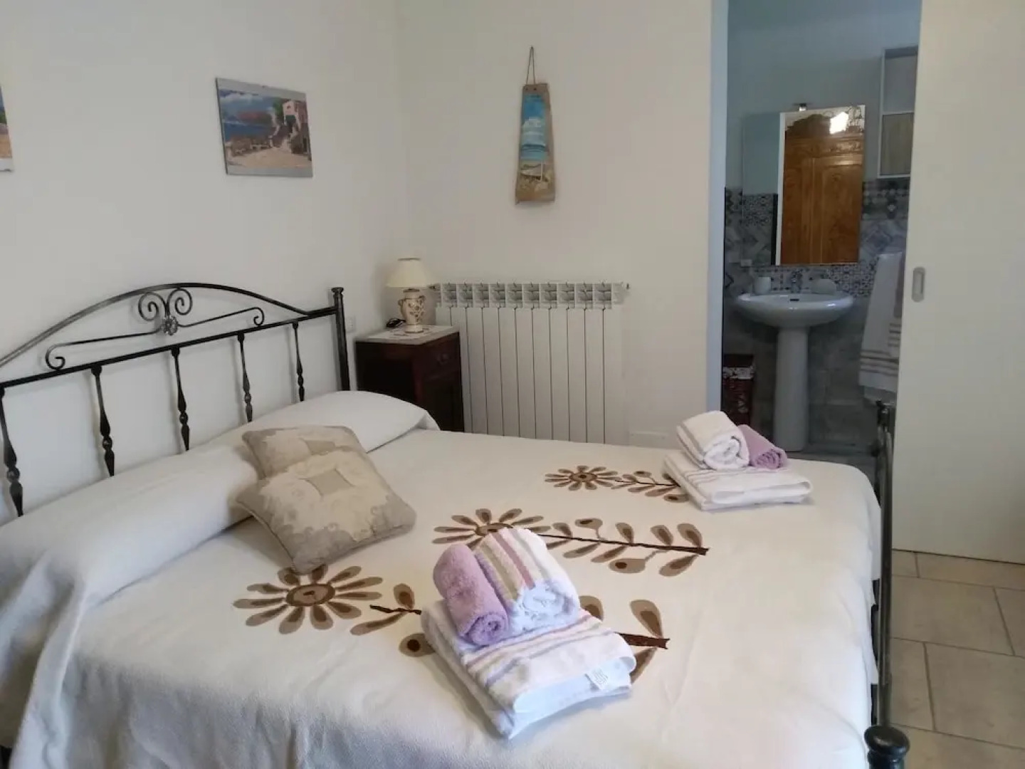 Xenios Torre Suda B&B