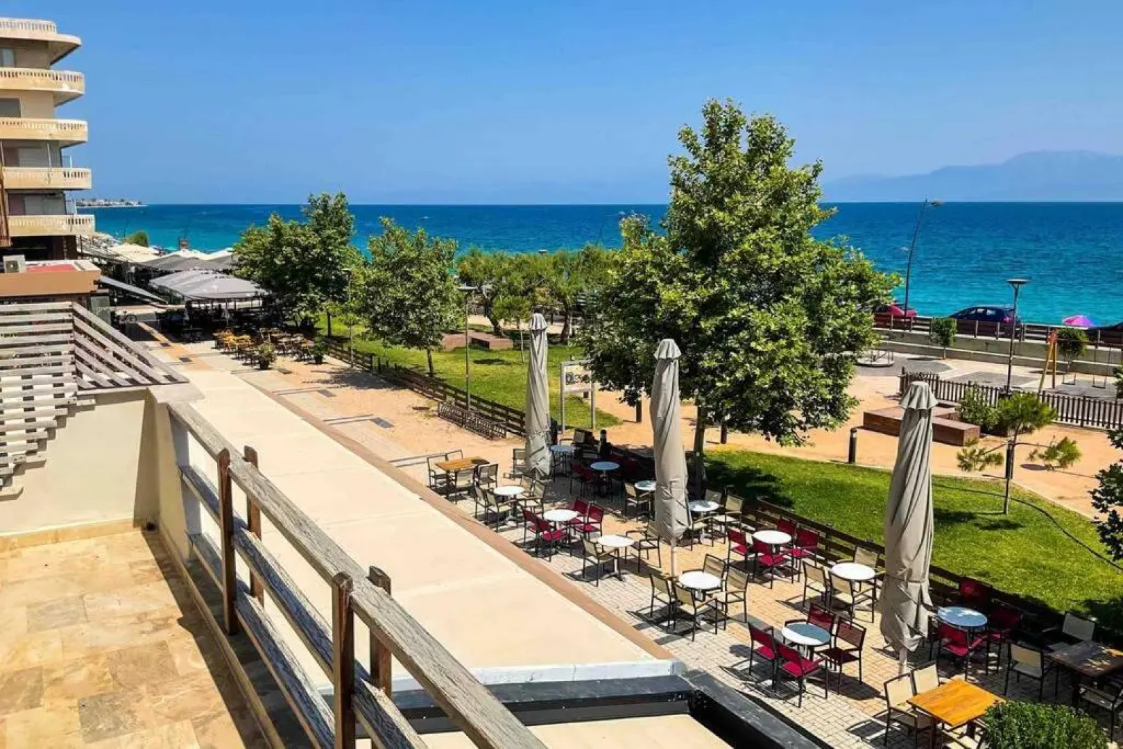 Sea View Roof Garden Apartment