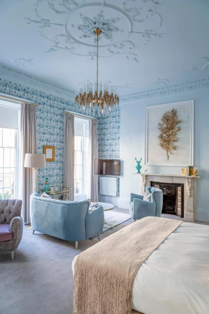 The Queensberry Hotel