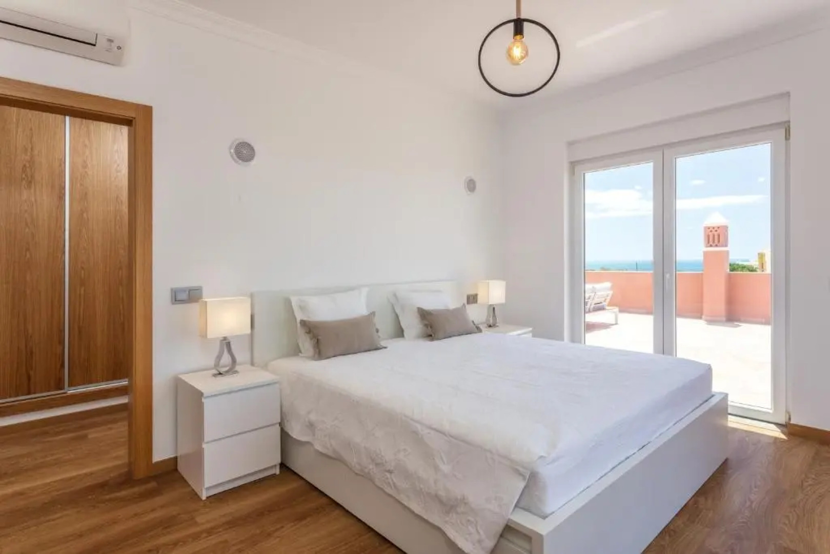 Blue Heaven Luxury V5