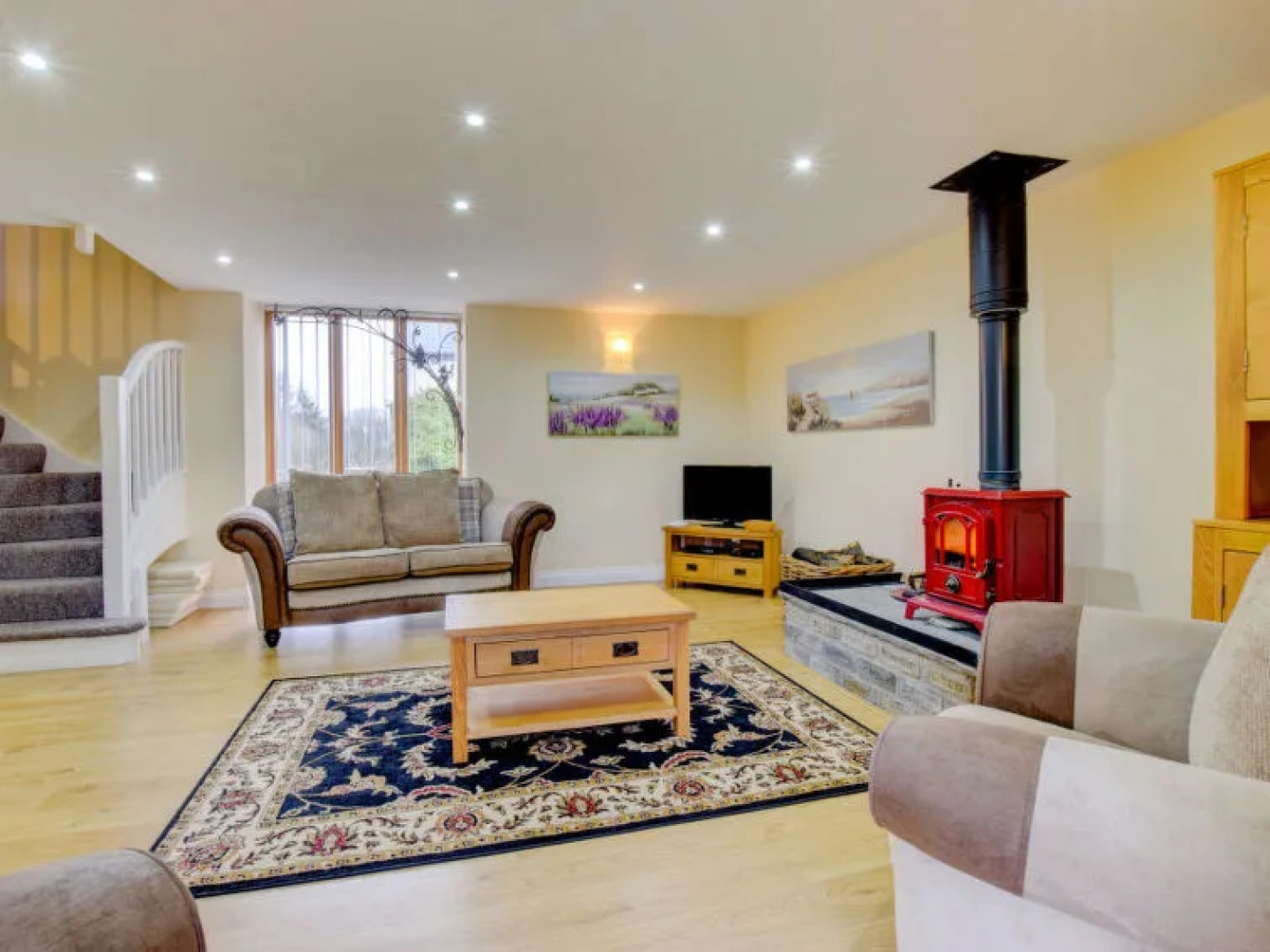 Holiday Home Bwthyn yr Onwydden