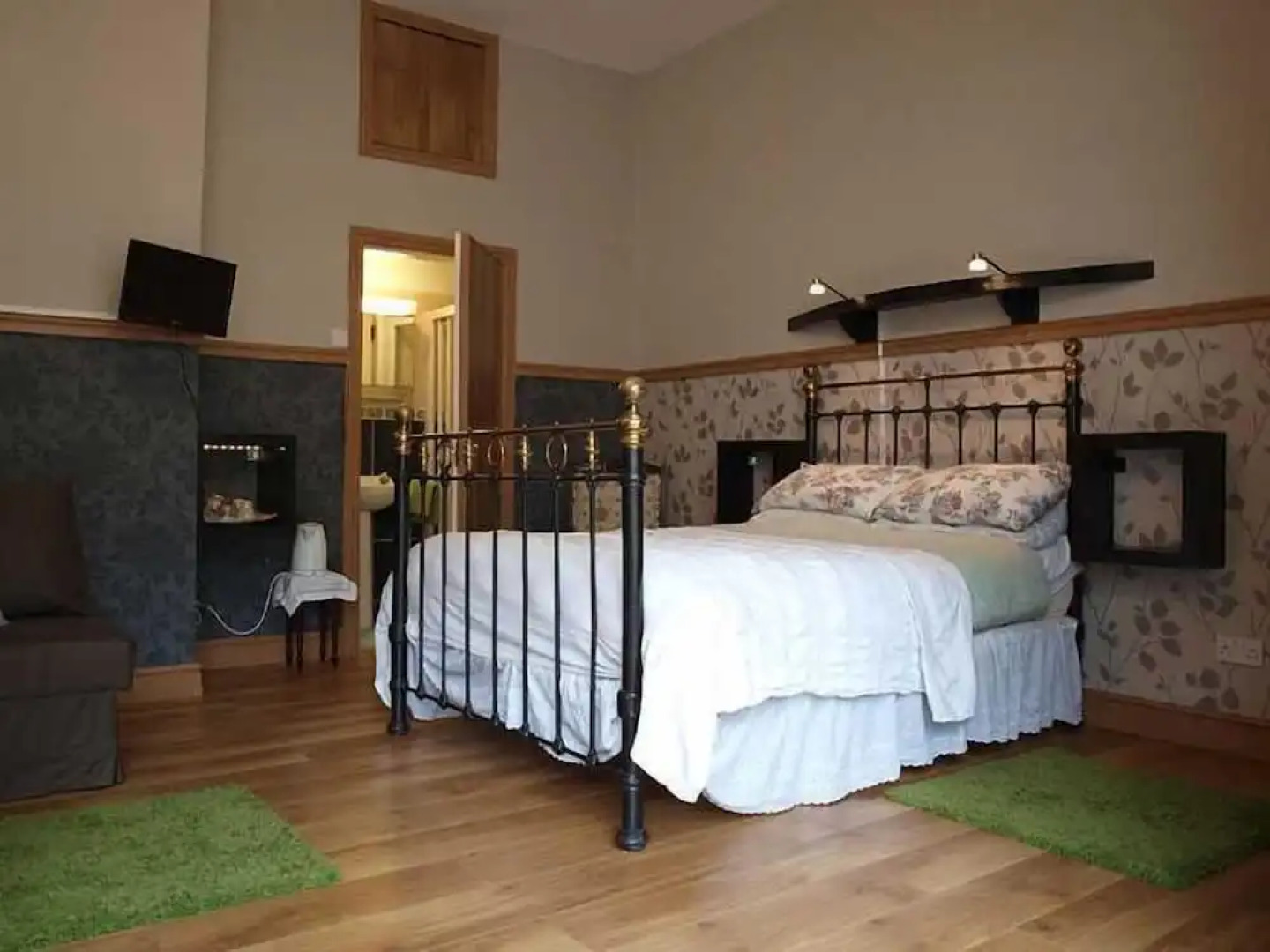 Ross House Equestrian Holidays