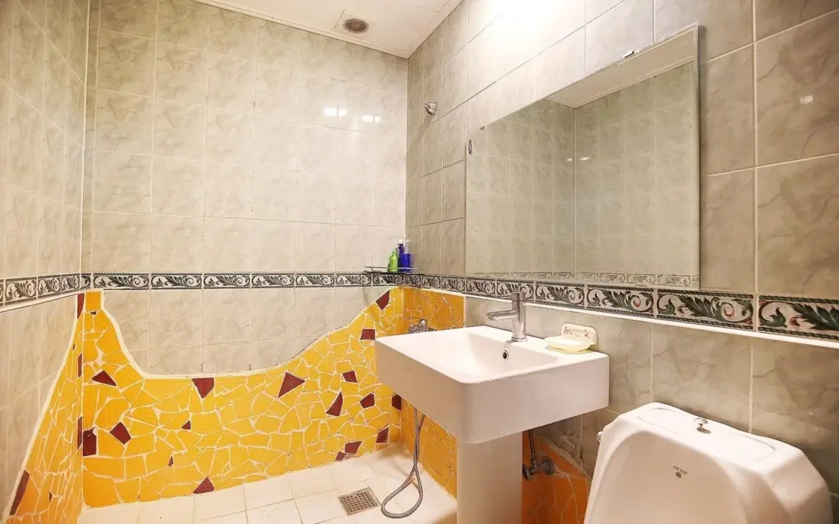 Danyang Ondal Motel