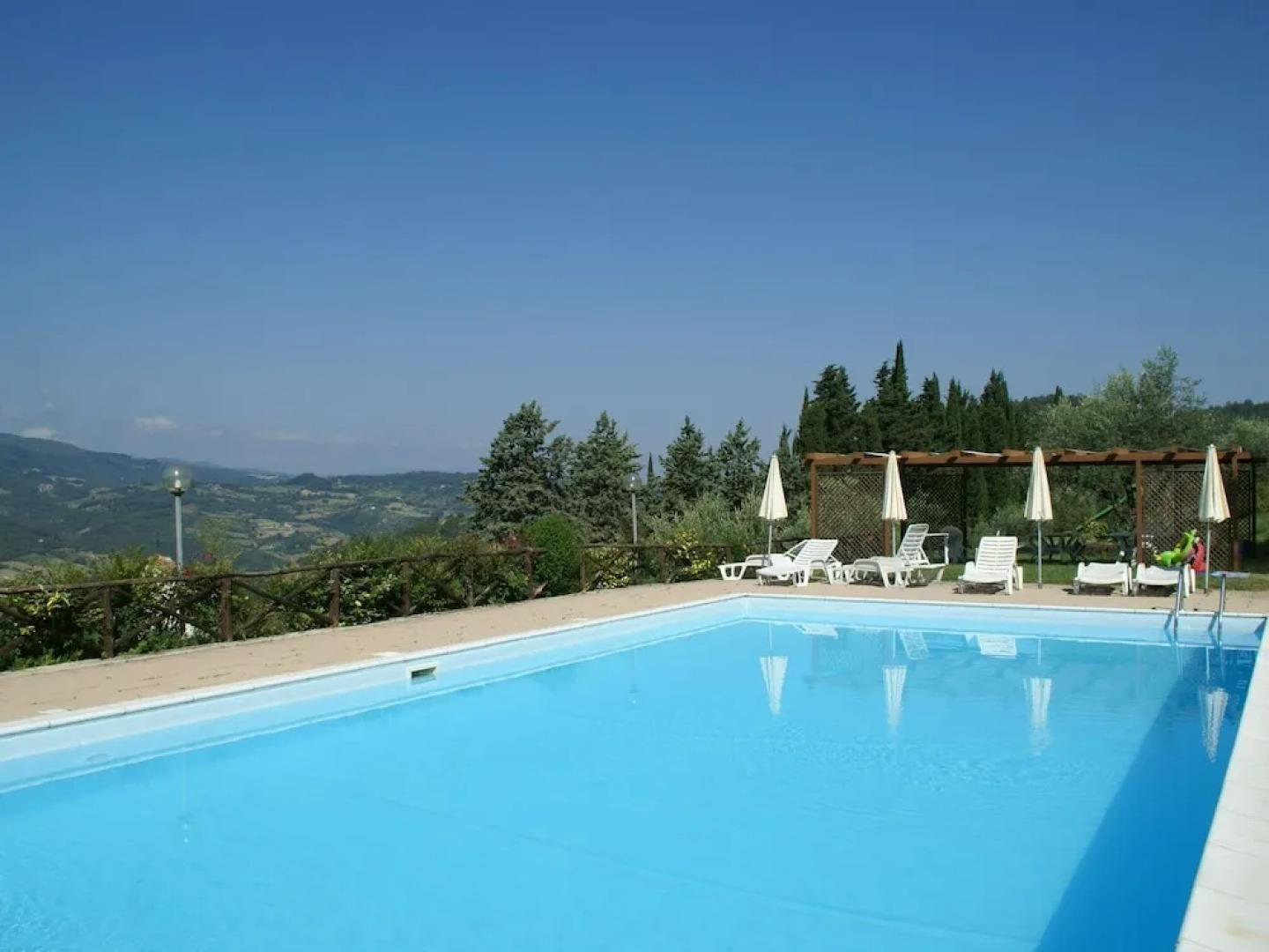 Attractive Farmhouse in Tuscany With Swimming Pool