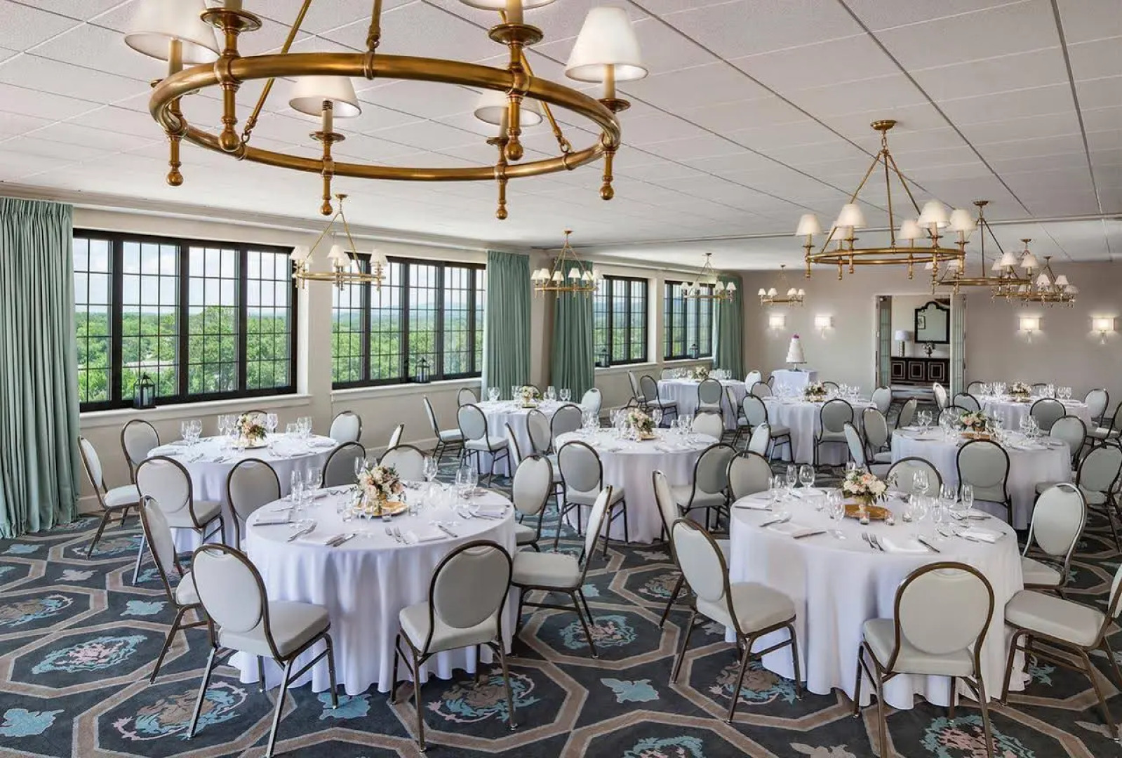 Graduate by Hilton Charlottesville