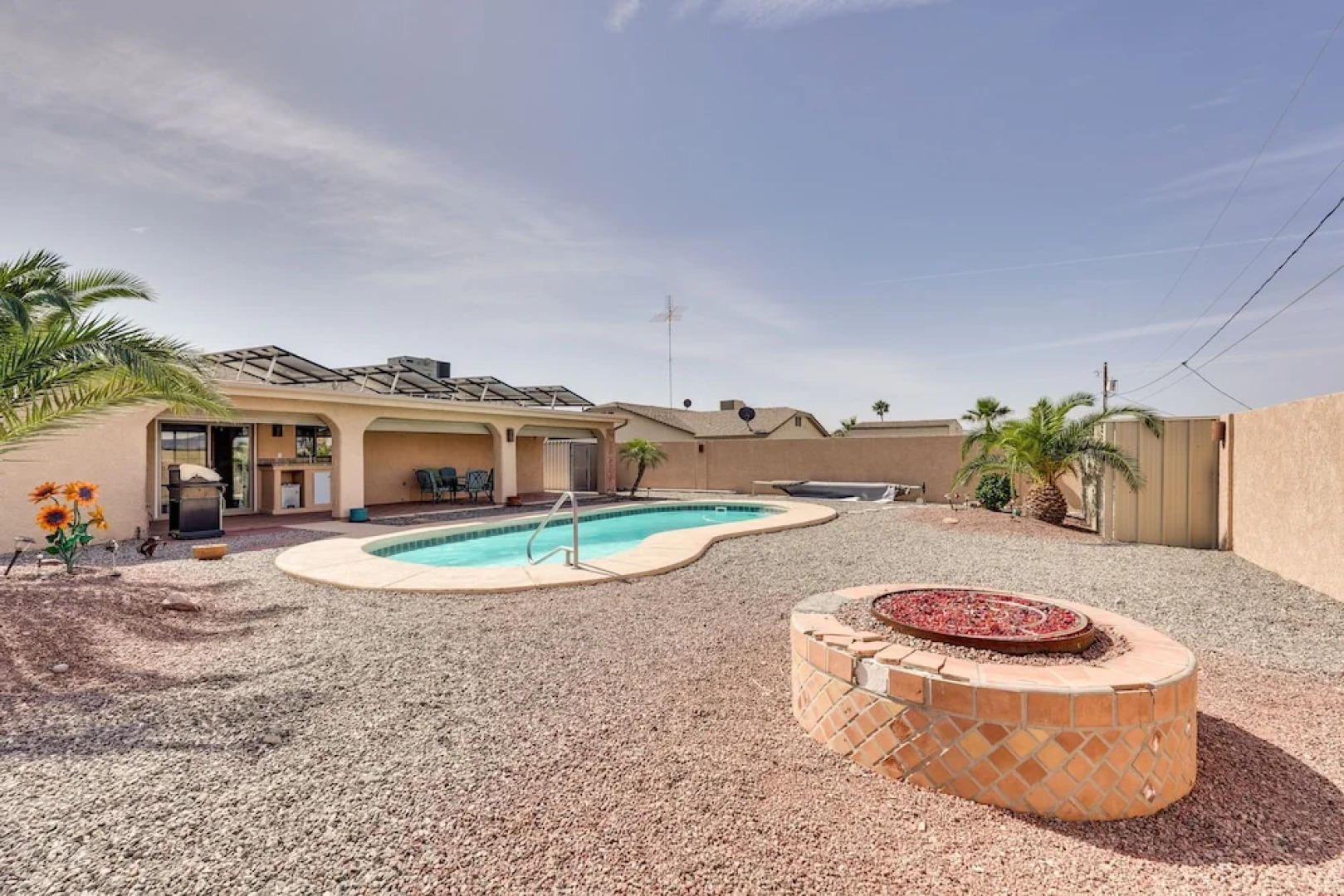 Pet-friendly Lake Havasu City Home: Walk to Beach!