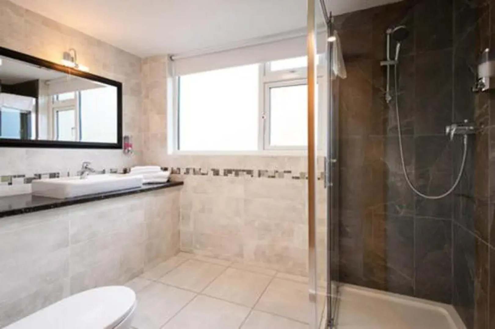 Summerfield Lodge B&B