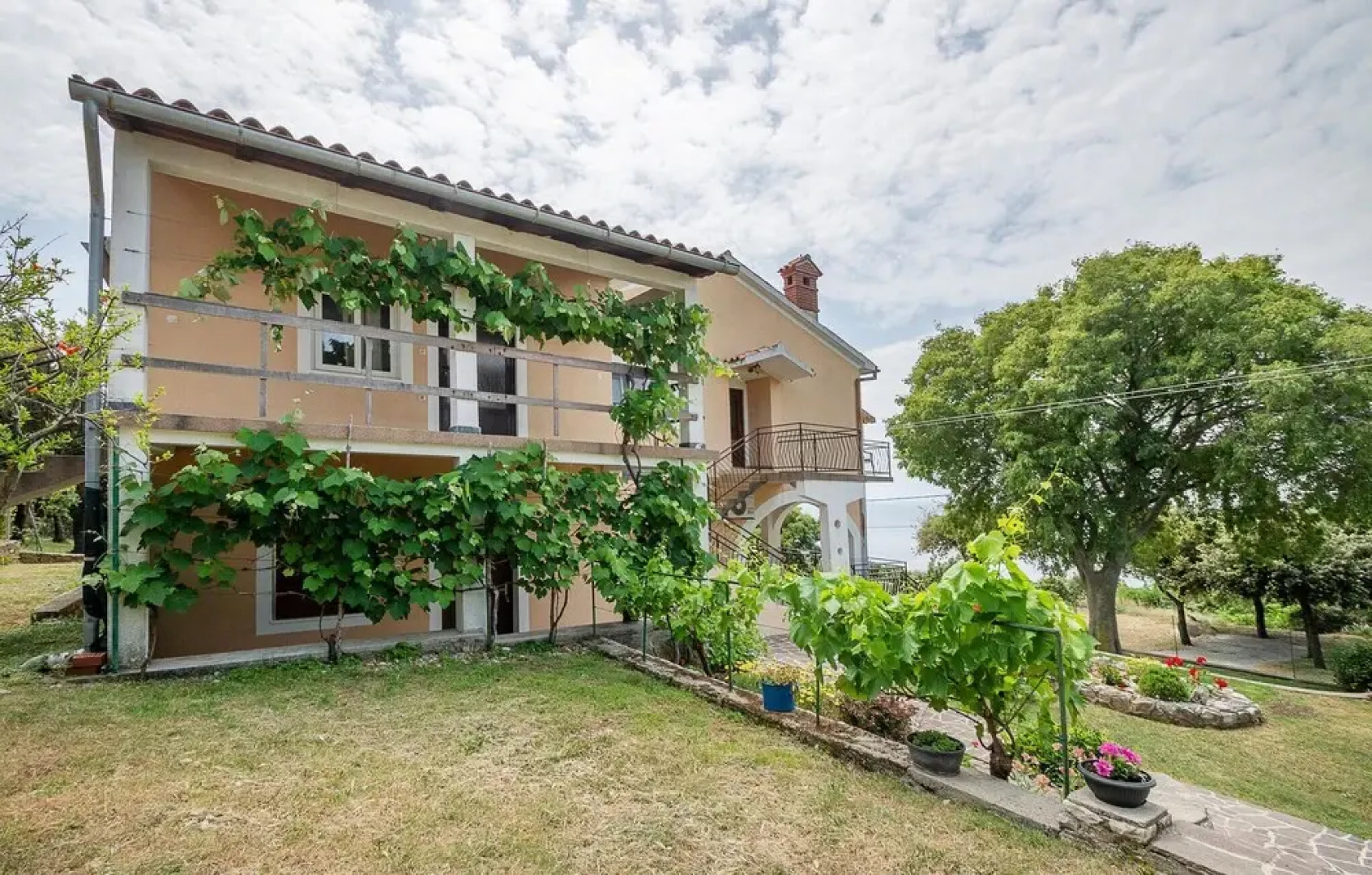 Amazing Apartment in Koromacno With 2 Bedrooms and Wifi