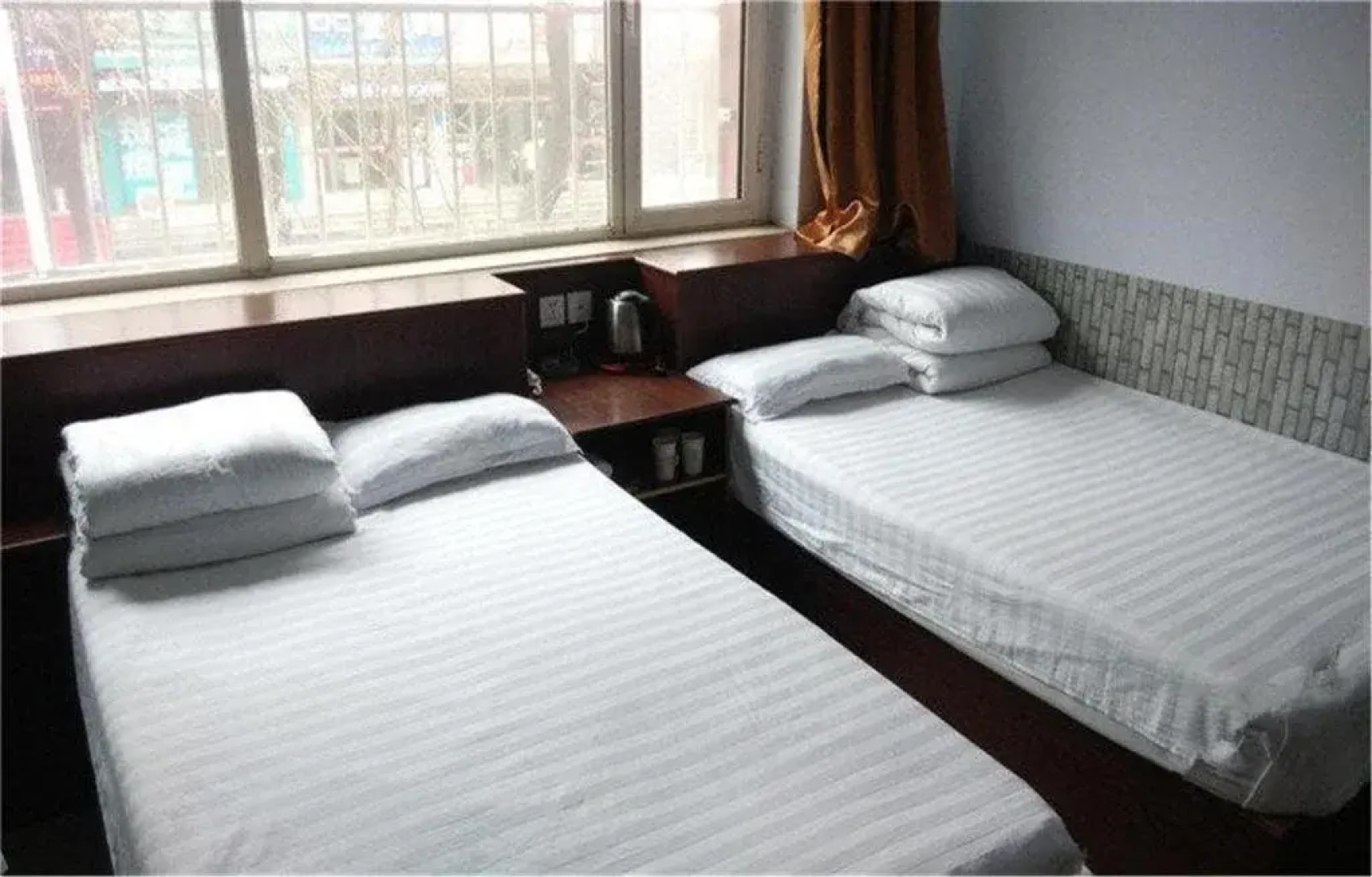 Yinling Express Hotel