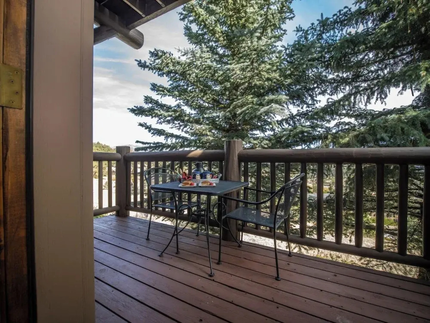 Taharaa Mountain Lodge