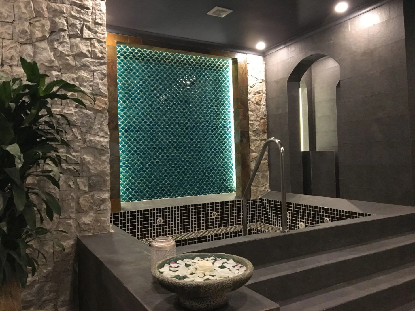 Silk Path Grand Sapa Resort & Spa