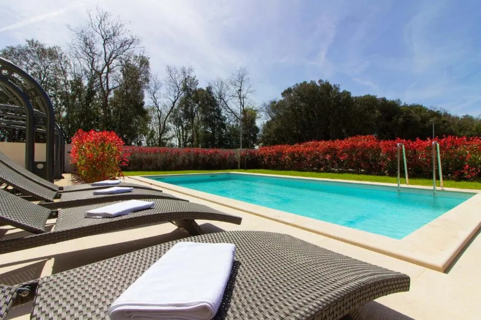 Luxury Villa Olivia with pool , 200m from the beach