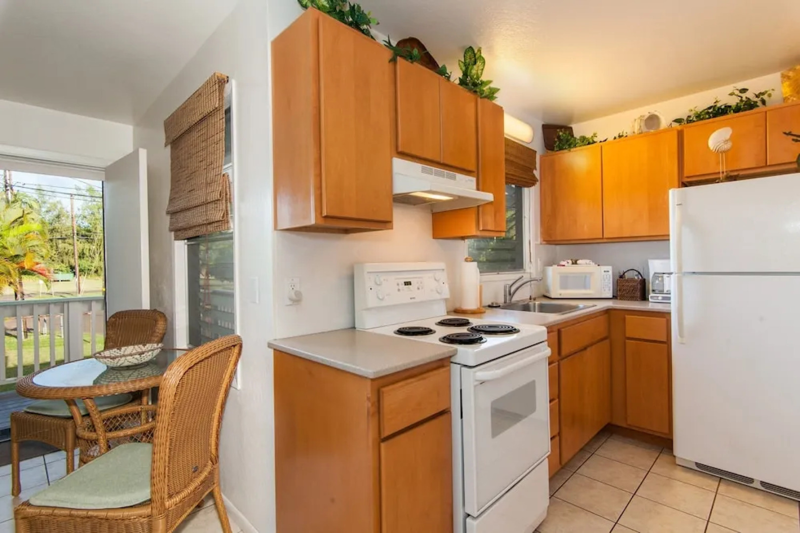 Malu Kauai, A Beautiful Kauai 1 Mile From Kalapaki Beach 1 Bedroom Home by RedAwning