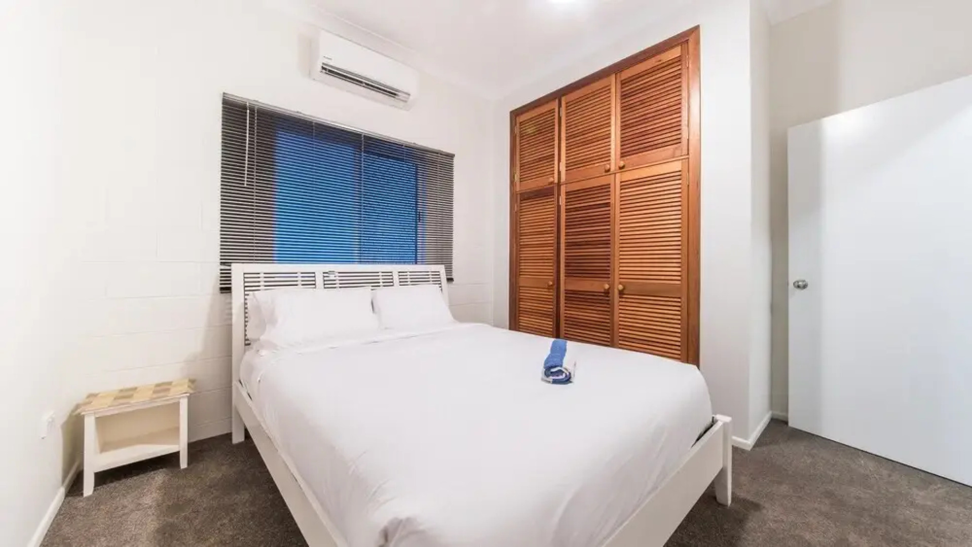 Sea Breeze - Cannonvale