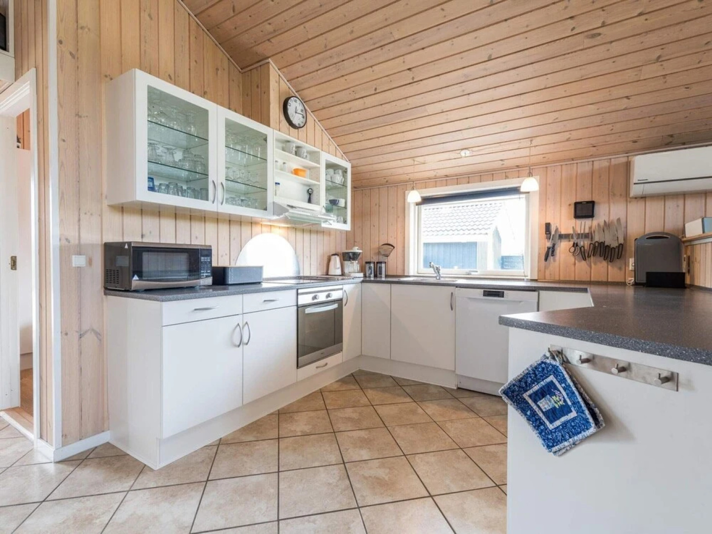 6 Person Holiday Home in Hemmet