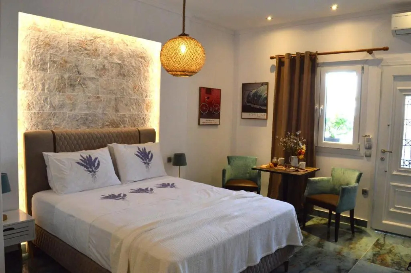 Golden Mile STUDIO-APARTMENT