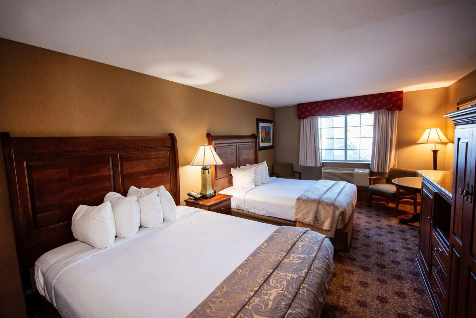 Hamilton Inn Select Beachfront Mackinaw City