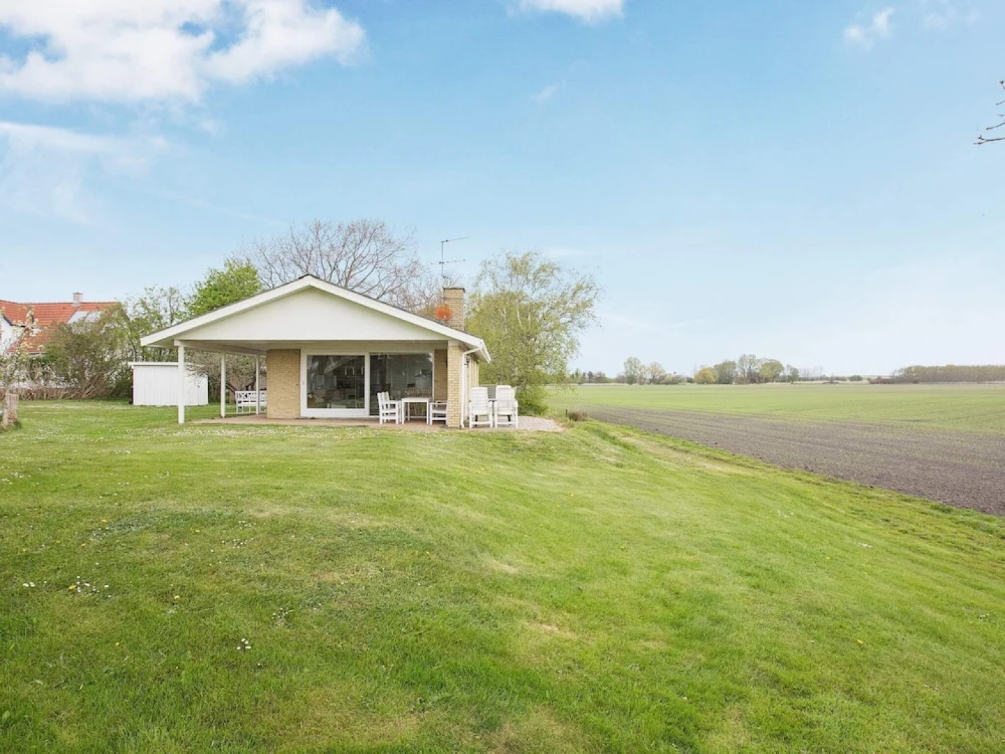 Spacious Holiday Home in Slagelse Whirlpool and Sauna