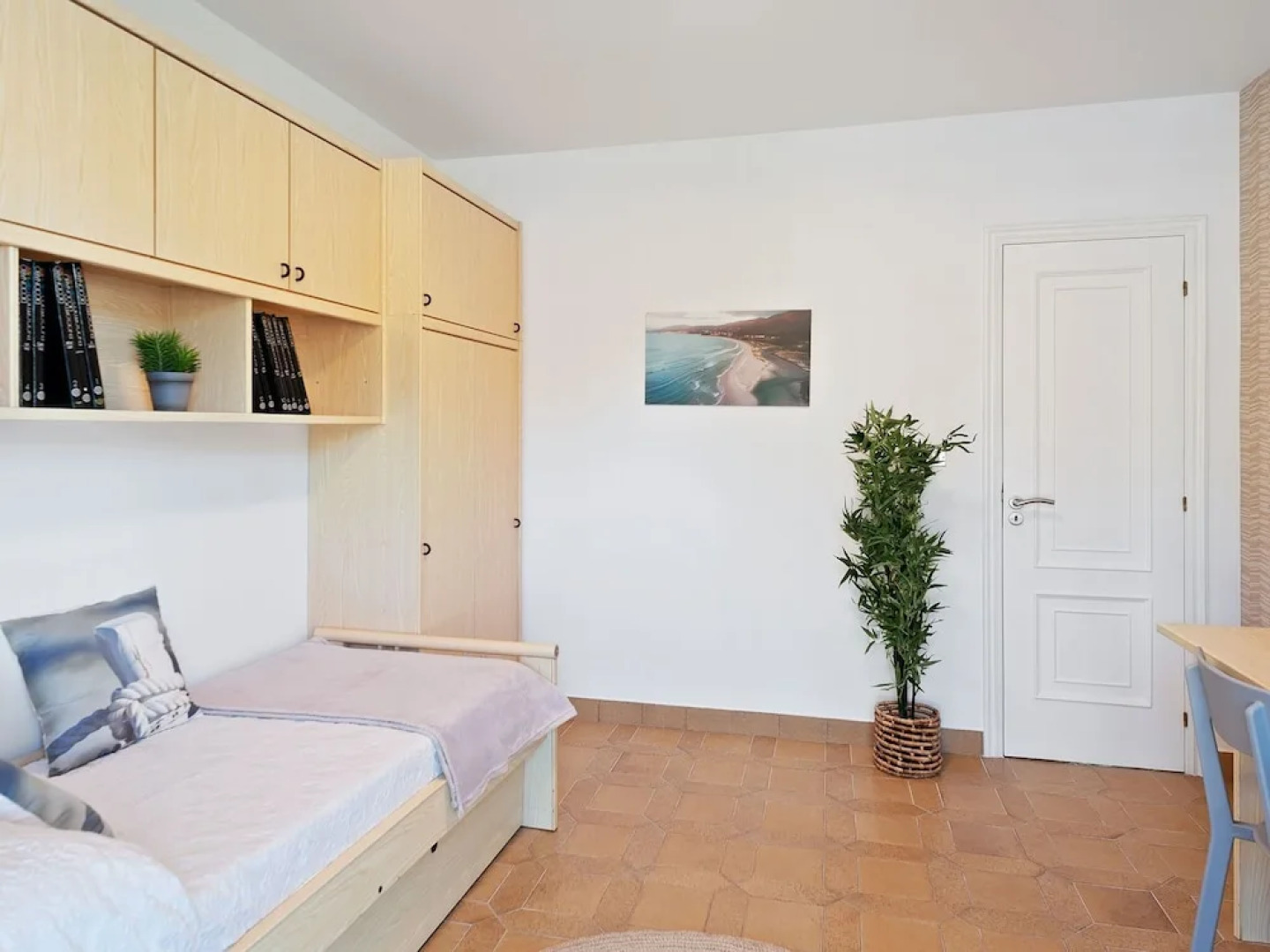 Modern Holiday Home in Porto do Son With Sea Near