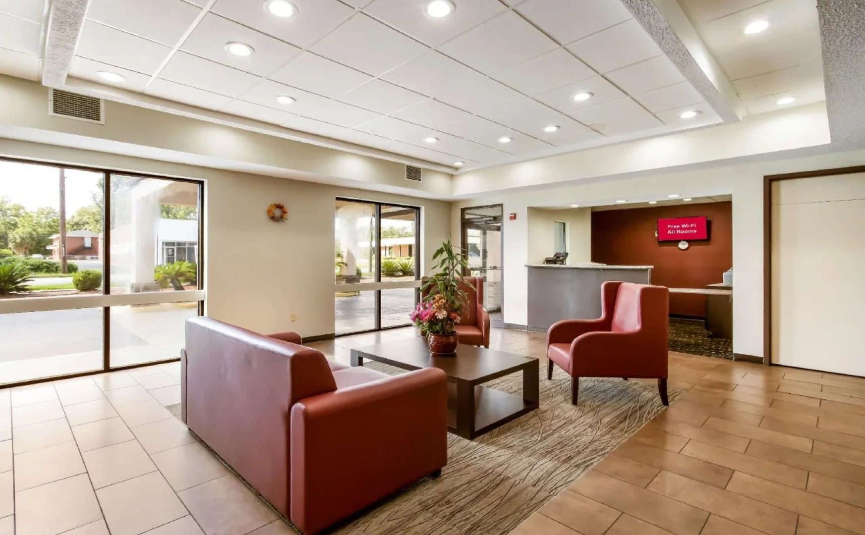 Red Roof Inn & Suites Statesboro - University