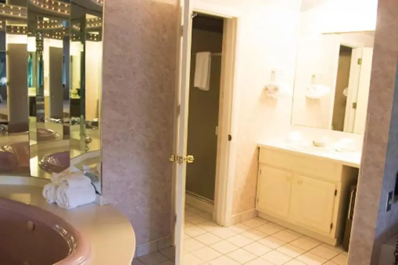 Pocono Palace Resort