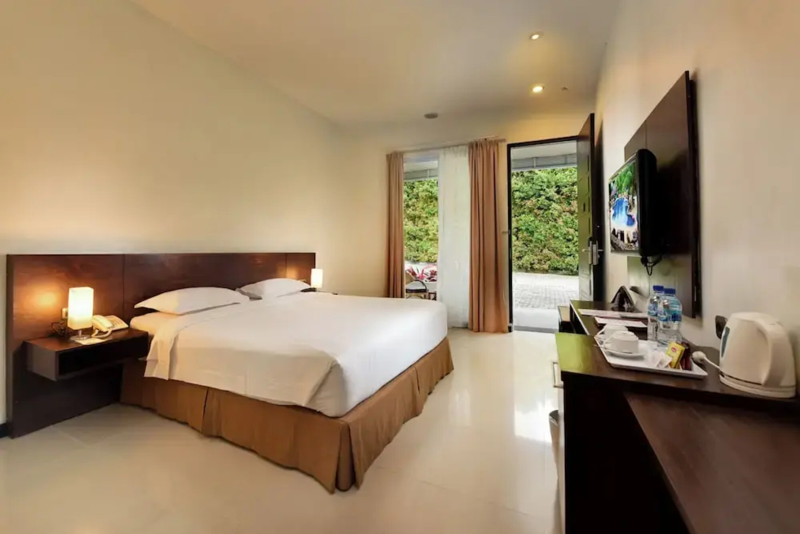 The Hill Hotel & Resort Sibolangit