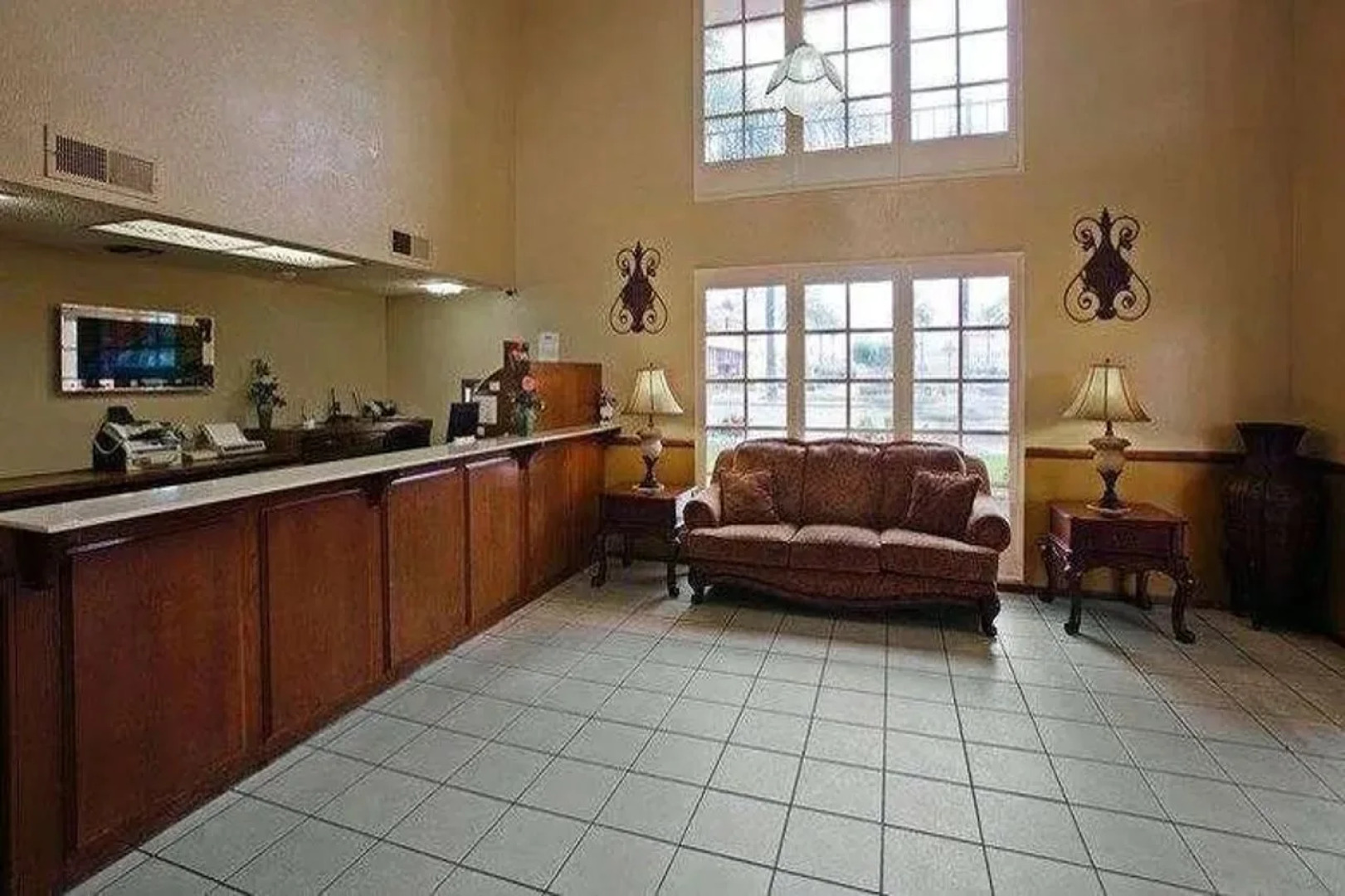 Days Inn by Wyndham Hemet