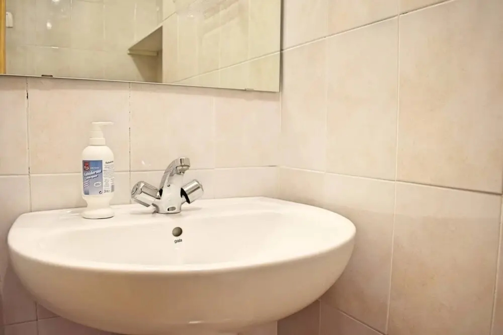 Jacetania Home by Keywii. 5 Paxs. Jaca