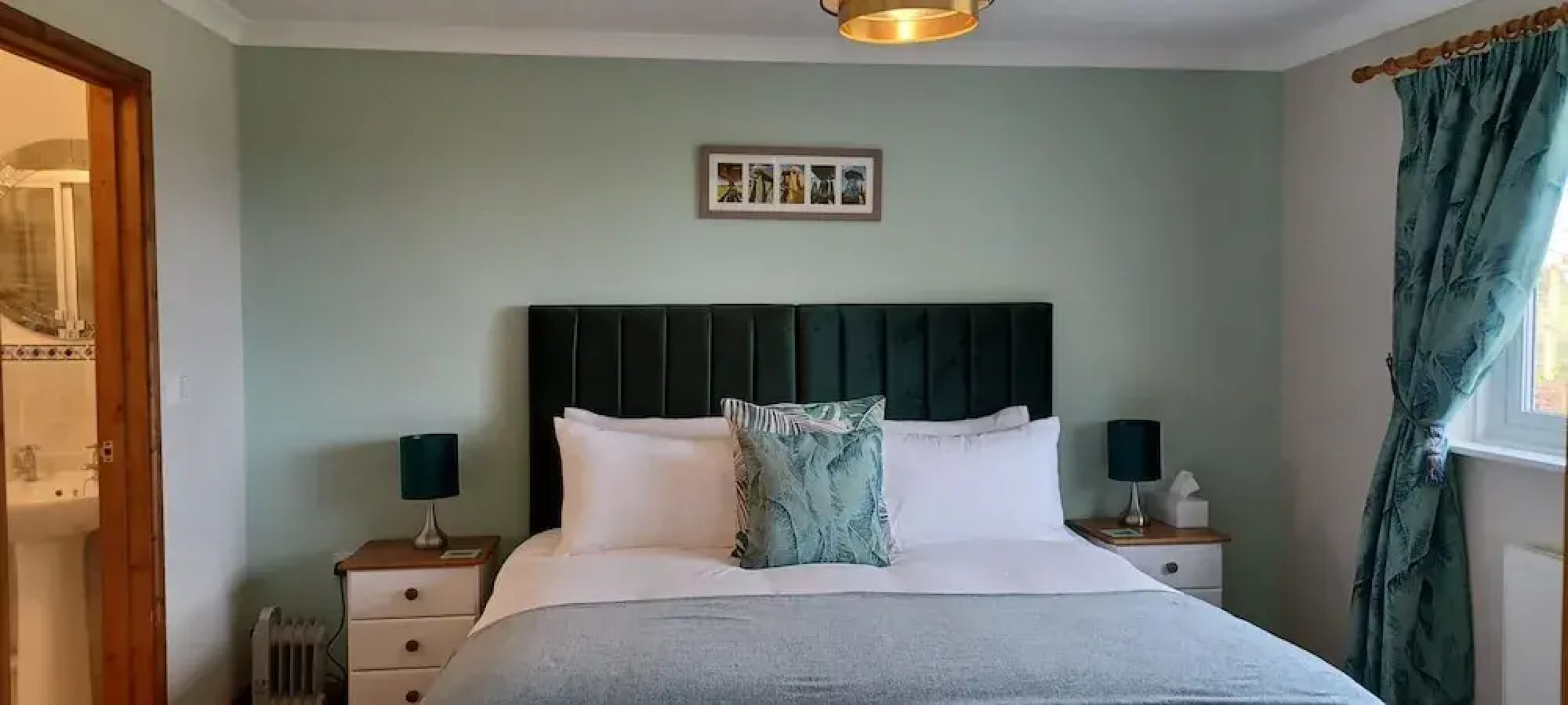 Relax With Amazing Views! 1-bed Studio in Tegryn