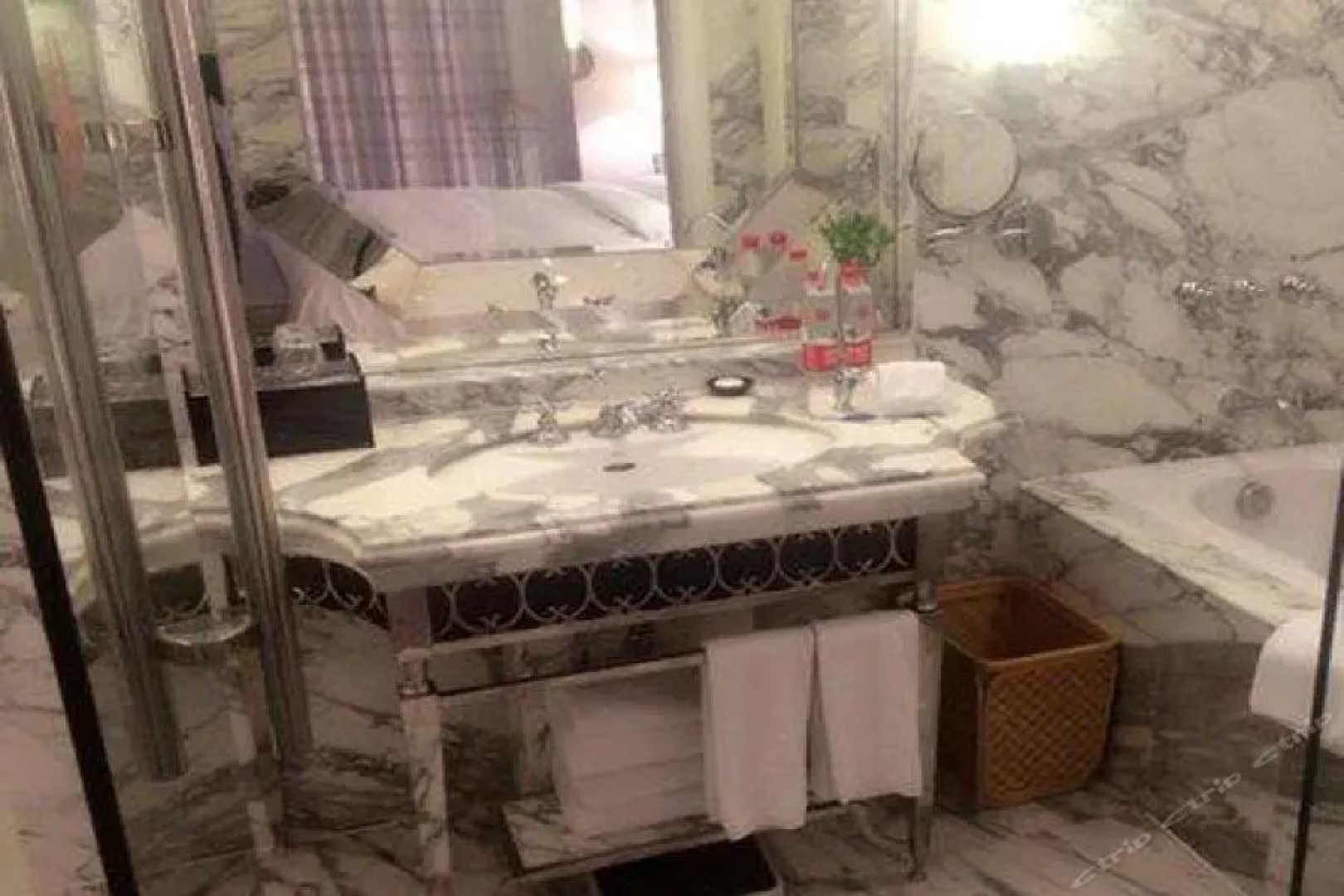 Yuncheng Jianguo Hotel