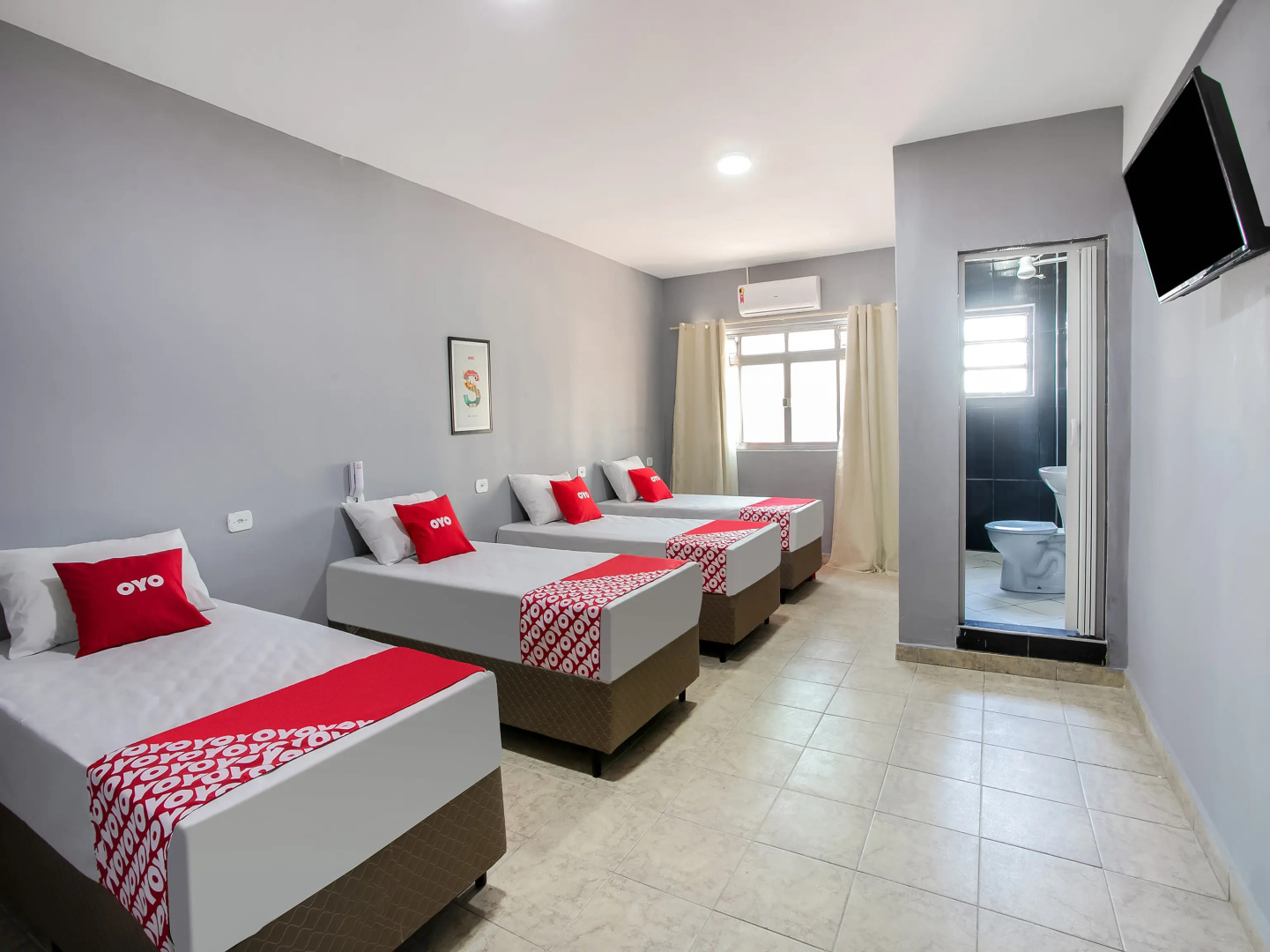 OYO Hotel Boneville, São Paulo