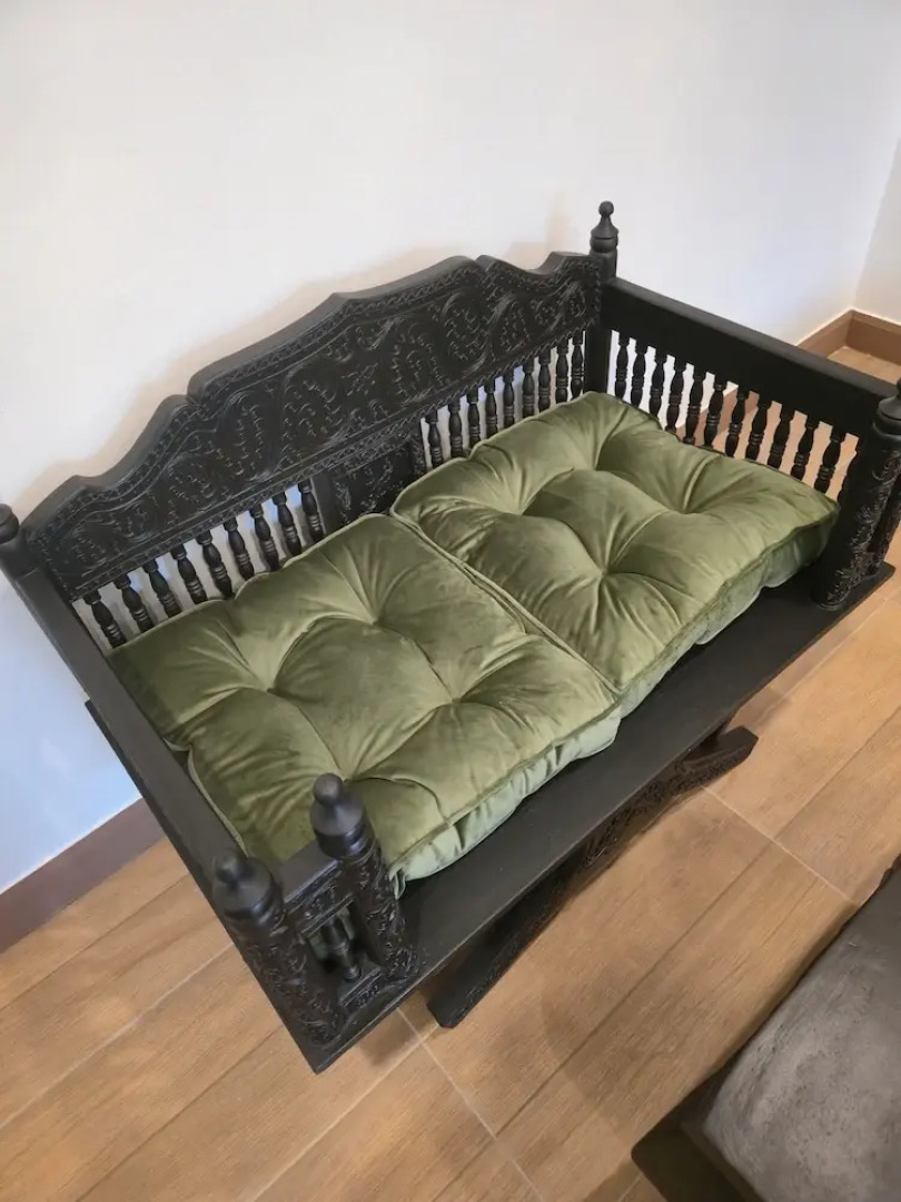 Blue Palm Residence Kata