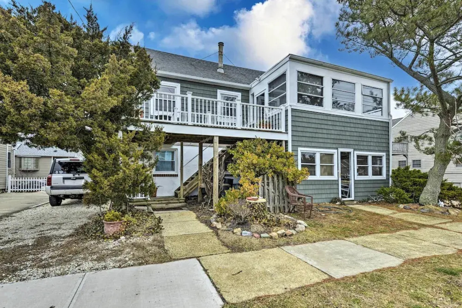 Seaside Park Apt: Outdoor Shower, Walk to Beach!