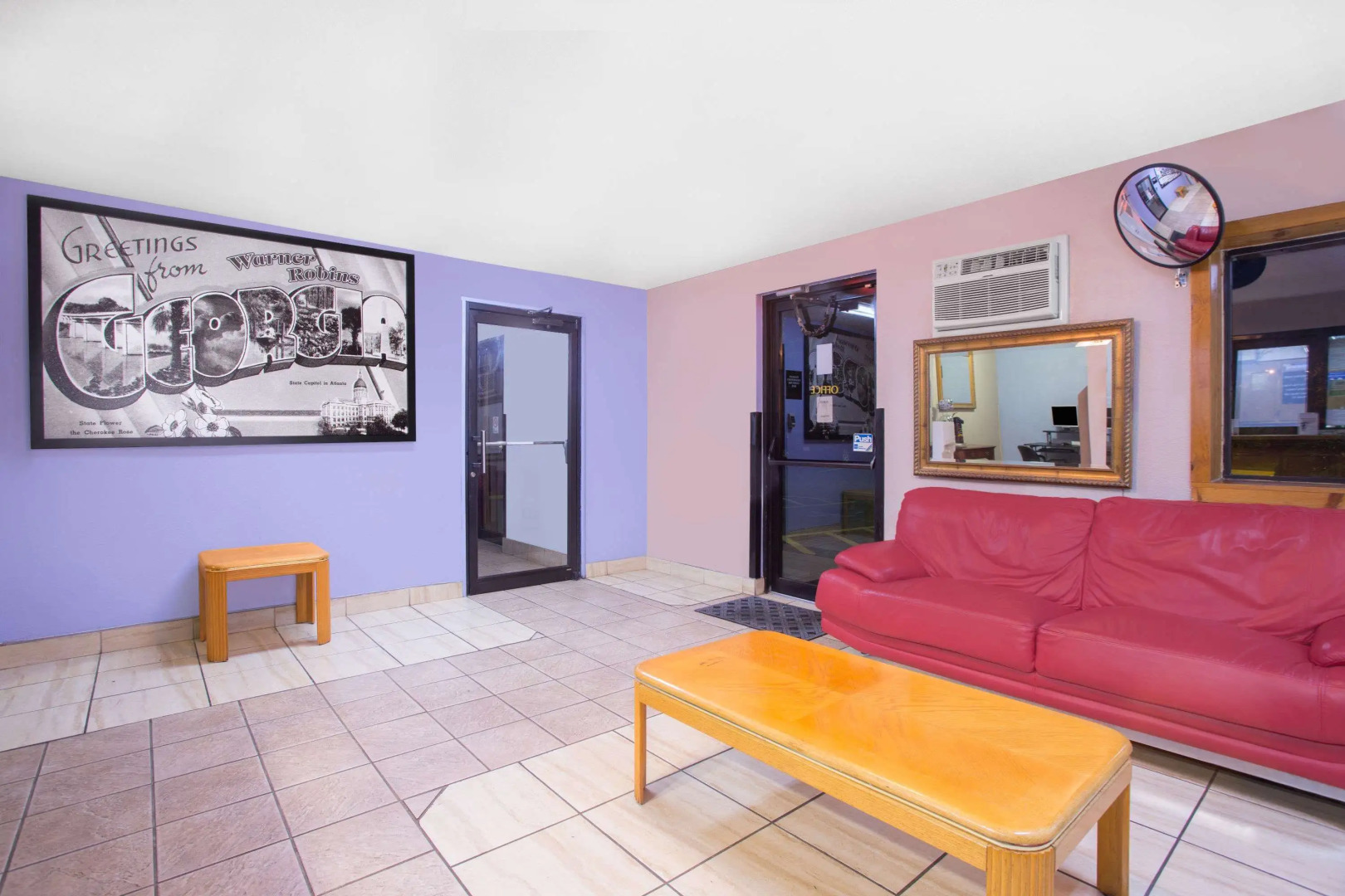 Super 8 by Wyndham Warner Robins