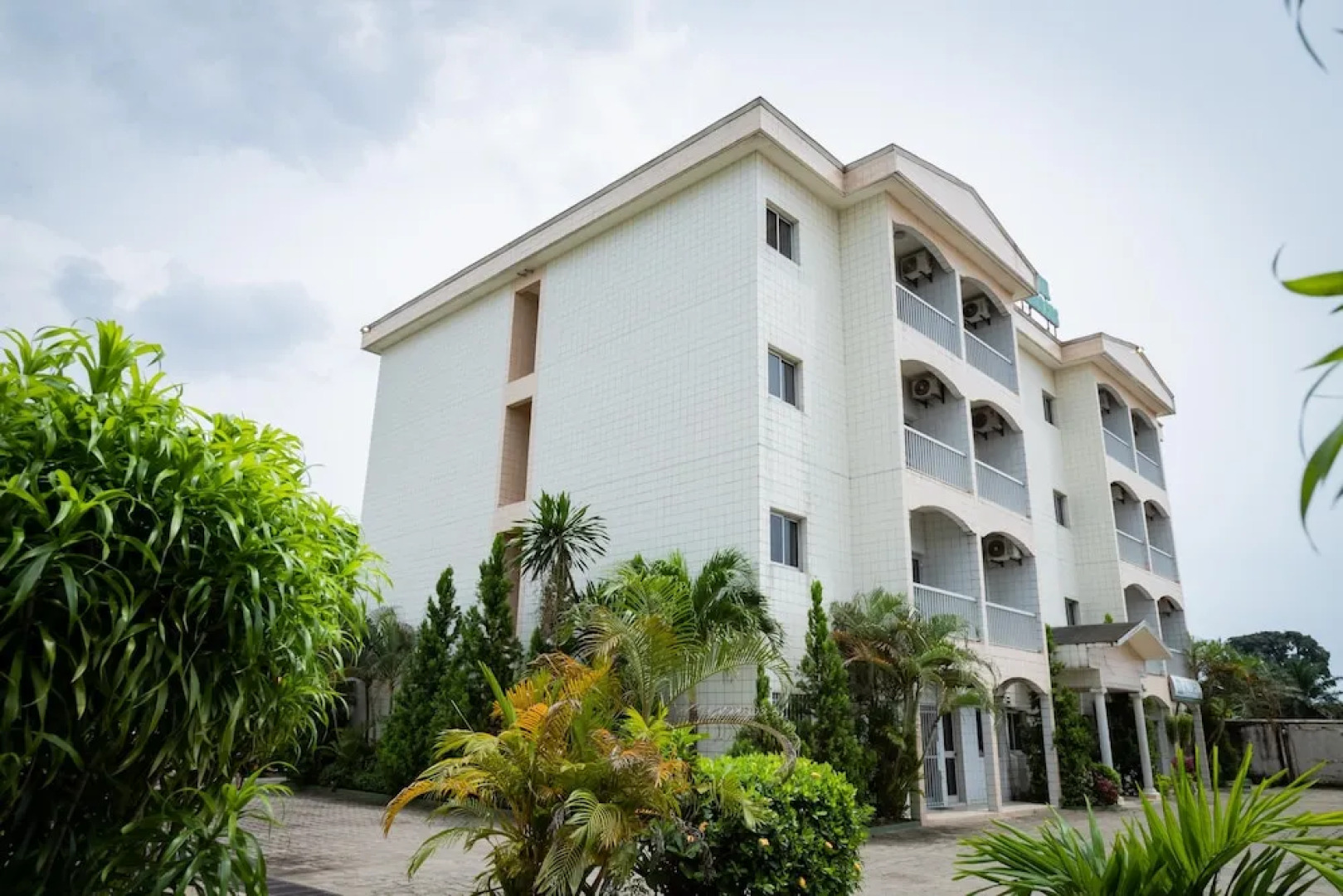 Hotel Hibiscus Blvd Triomphal