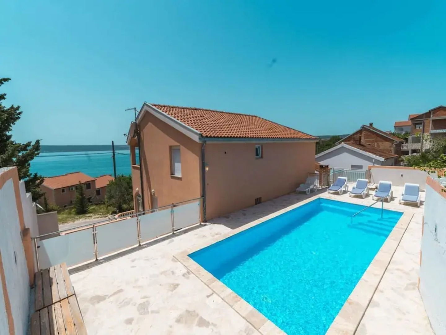 Spacious Holiday Home With sea View Terraces , Heatable Pool, 70m From the sea