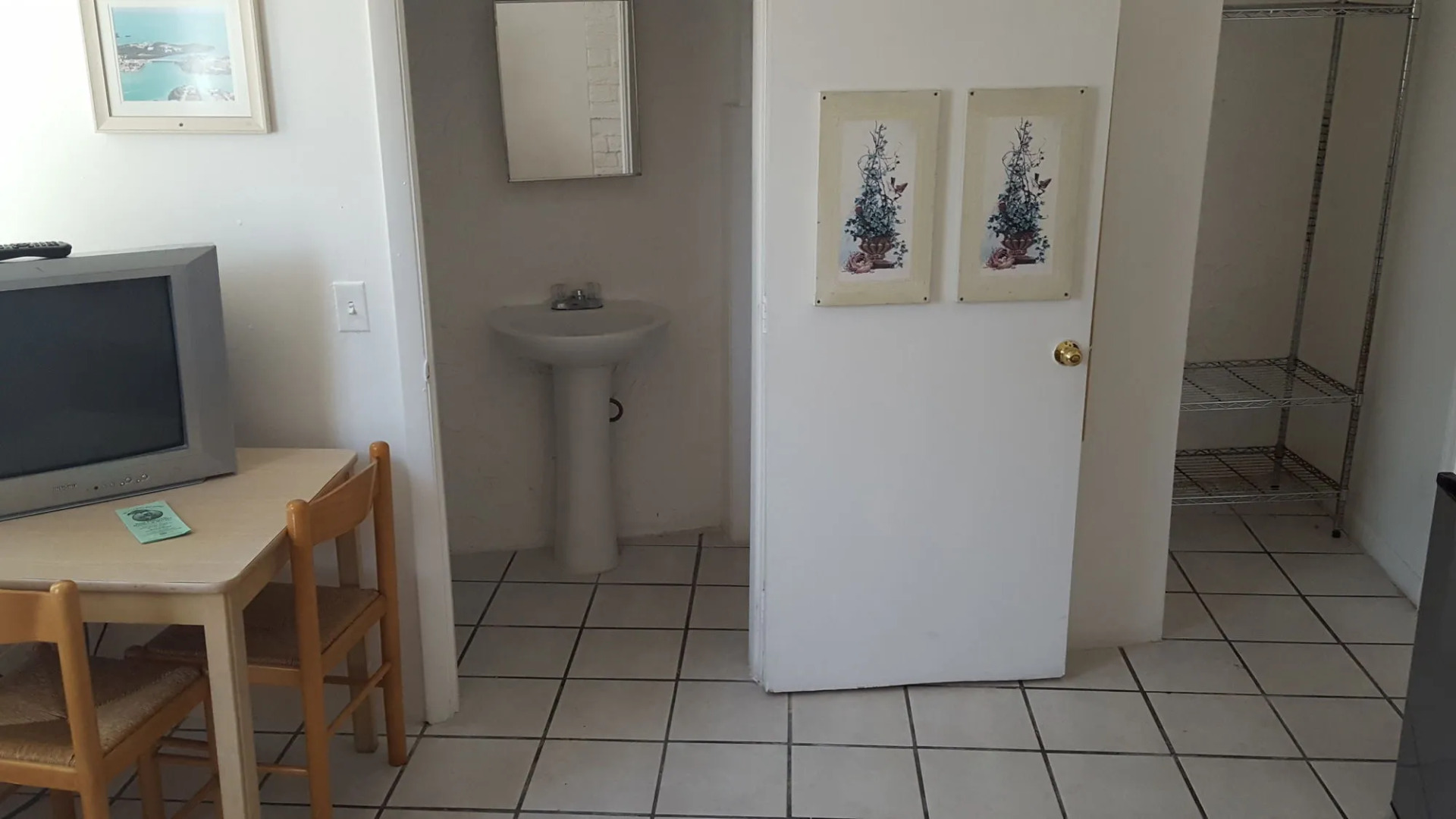 Floating Sea Cove Resort & Marina